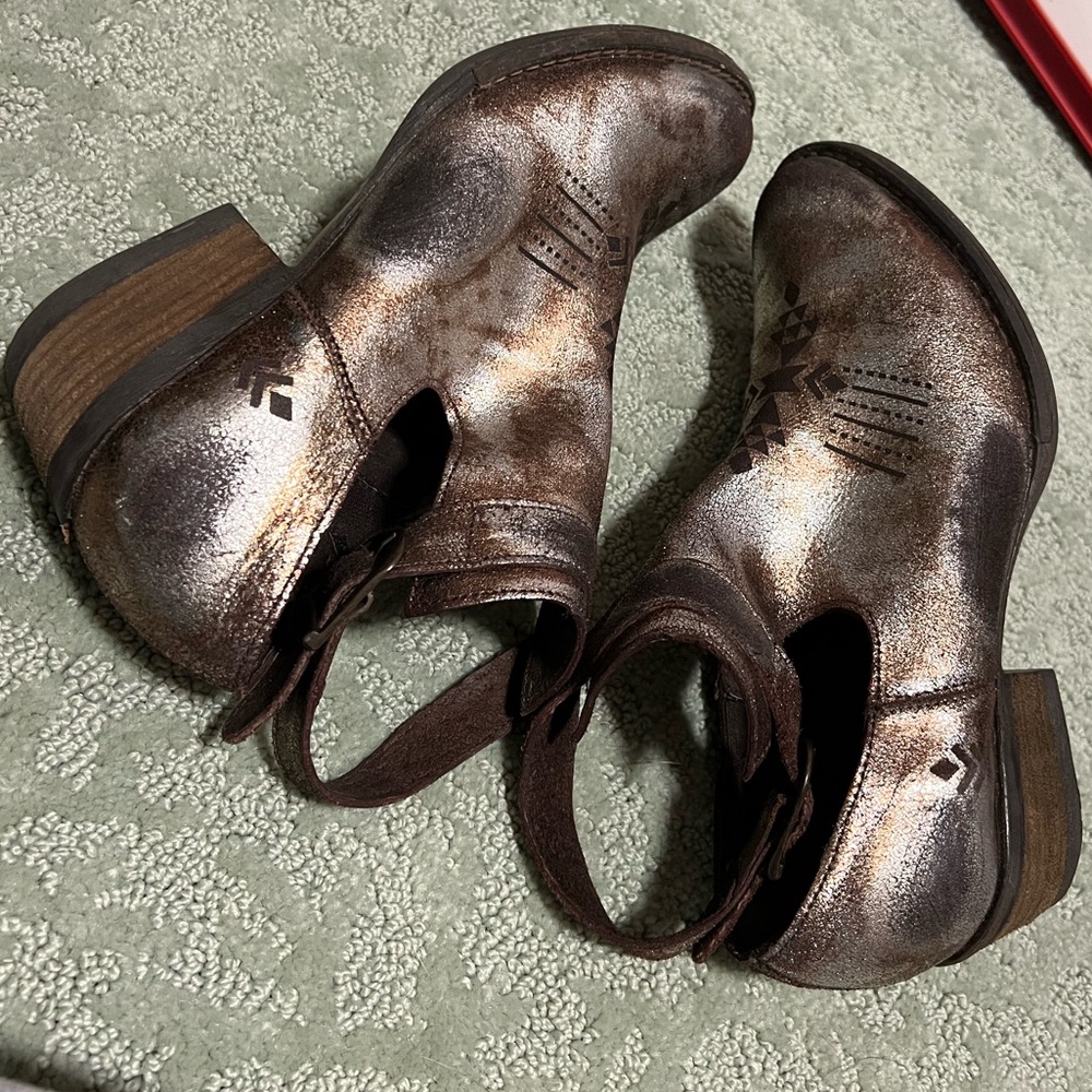 Women’s Boots